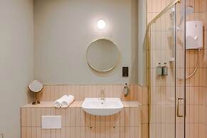 Tyndall's Park - Your Apartment