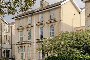 Tyndall's Park - Your Apartment