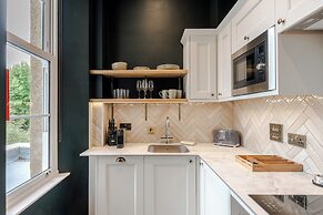 Tyndall's Park - Your Apartment