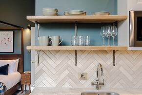 Tyndall's Park - Your Apartment