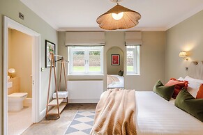 Tyndall's Park - Your Apartment