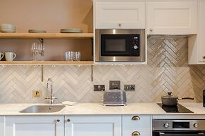 Tyndall's Park - Your Apartment