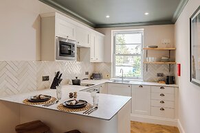 Tyndall's Park - Your Apartment