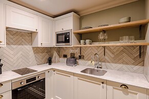 Tyndall's Park - Your Apartment