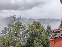 Ronglyang Lotus Villa Homestay (Near MG Road)