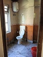 Ronglyang Lotus Villa Homestay (Near MG Road)