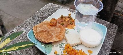 Ronglyang Lotus Villa Homestay (Near MG Road)