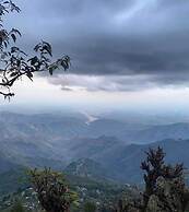 Ronglyang Lotus Villa Homestay (Near MG Road)