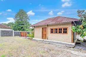 SPOT ON 94317 Omah Pakem Homestay Syariah