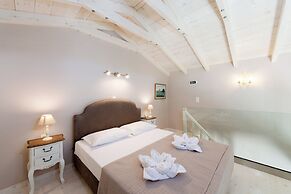 Ellotia & Asterion By Forest Villas