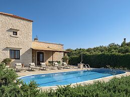 Ellotia & Asterion By Forest Villas