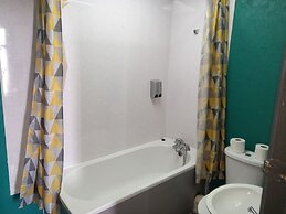 Vinnies Family Hotel