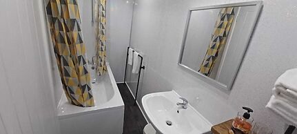 Vinnies Family Hotel