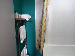 Vinnies Family Hotel