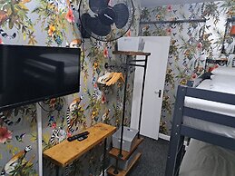 Vinnies Family Hotel