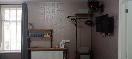 Vinnies Family Hotel