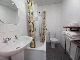 Vinnies Family Hotel