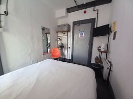 Vinnies Family Hotel