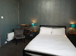 Vinnies Family Hotel