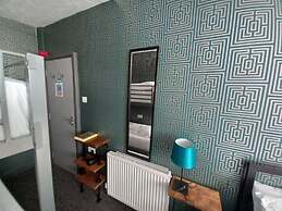 Vinnies Family Hotel