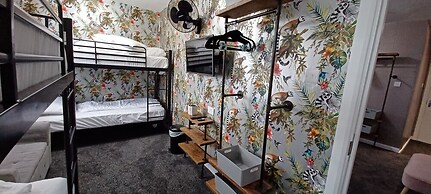 Vinnies Family Hotel