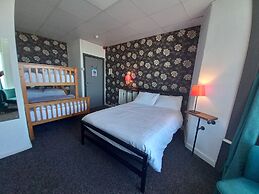 Vinnies Family Hotel