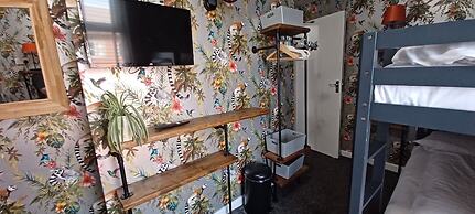 Vinnies Family Hotel