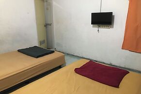 OYO 94320 Homestay Abah Hank Syariah