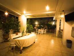 Townhouse OAK Avitel Hotel