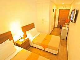 Townhouse OAK Avitel Hotel