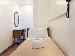 Townhouse OAK Avitel Hotel