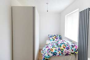 A Stunning Four Bed House in Posh Oadby, Leicester