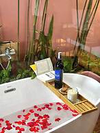 Joi Boutique Bai Truoc