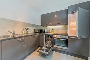 Cozy Stylish Berlin Apartment With 2 Bedrooms