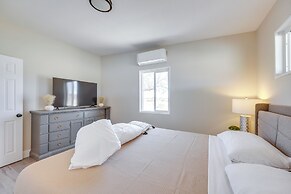 9 Mi to Joshua Tree NP: Secluded Desert Home!