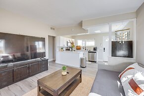 9 Mi to Joshua Tree NP: Secluded Desert Home!