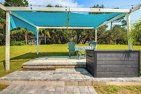 Home on Lake Hutchinson w/ Dock!