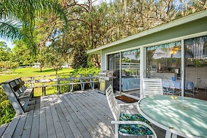 Home on Lake Hutchinson w/ Dock!