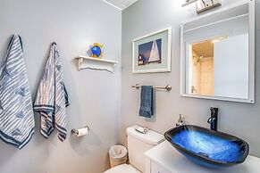 Home on Lake Hutchinson w/ Dock!