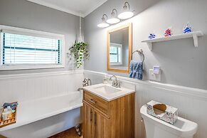 Home on Lake Hutchinson w/ Dock!