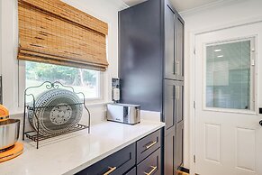 2 Mi to Potomac Mills: Modern Home in Woodbridge