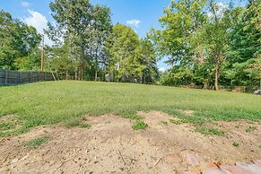 2 Mi to Potomac Mills: Modern Home in Woodbridge