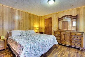 2 Blocks to Boat Ramp: Higgins Lake House w/ Grill