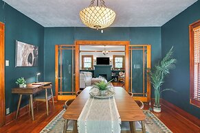 Walk to Town & 3 Mi to Fort Sill: Home in Lawton!