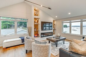 Lake Winnipesaukee Condo w/ Beach Access!