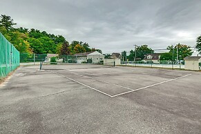 Lake Winnipesaukee Condo w/ Beach Access!