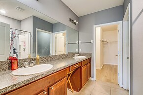 33 Mi to Busch Gardens: Ruskin Home w/ Pool Access