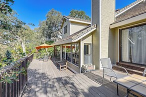 5 Mi to Lake Natoma: Home w/ Deck in Orangevale!