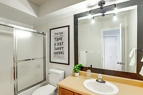 Walk to Lift: Mtn-view Crested Butte Condo w/ Loft