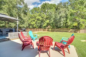 < 1 Mi to Beach - Home w/ Deck & Yard in Waveland!
